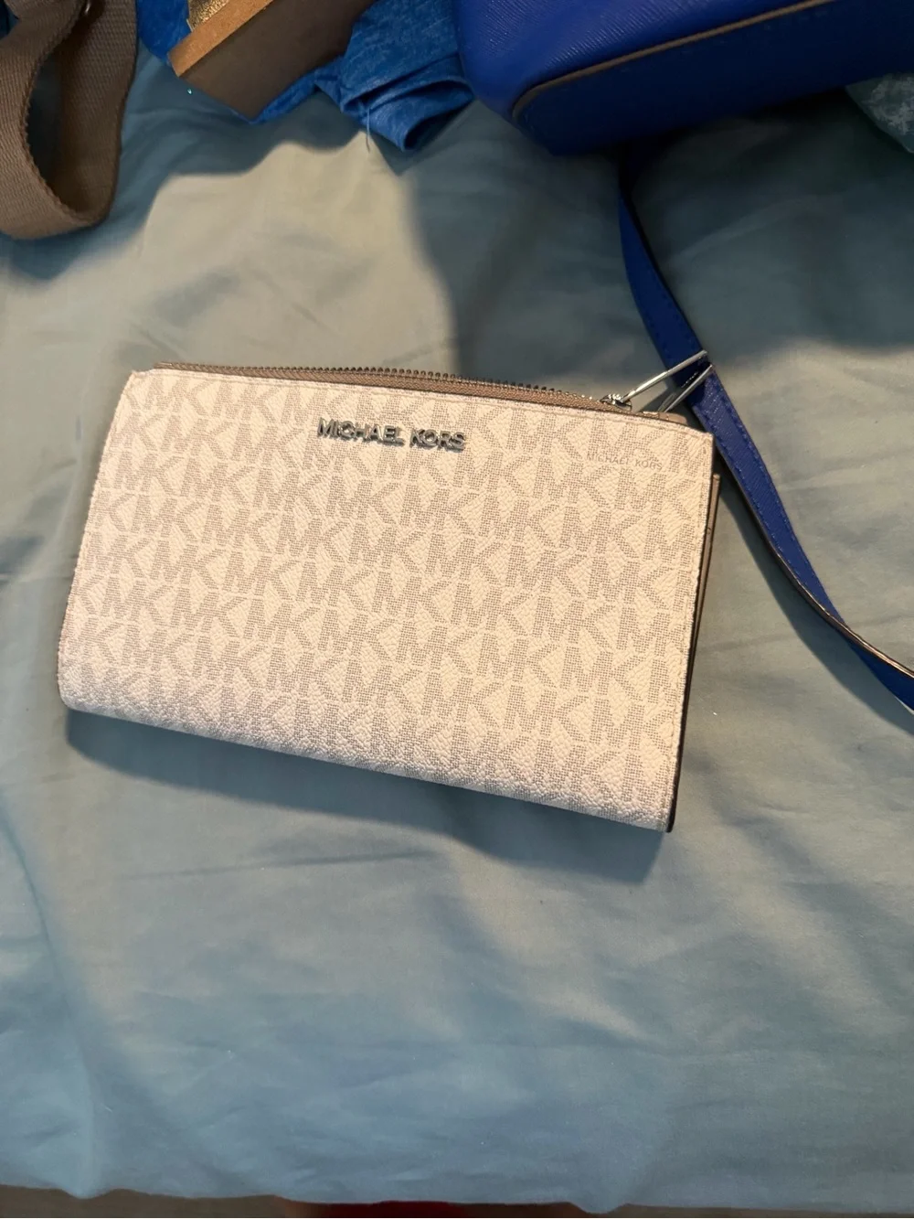 Michael Kors Signature Logo Wristlet Wallet - White